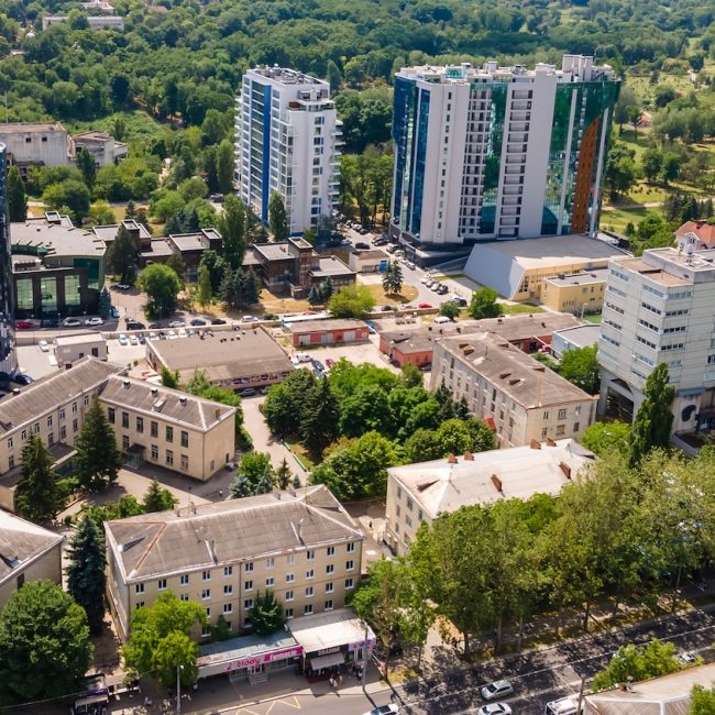 Campusul Universitatii Pedagogice de Stat Ion Crenaga din Chisinau, str. Ion Creanga 1 (5)